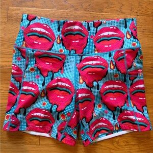 5" inseam, POCKETS, High waist, slip resistant band on legs